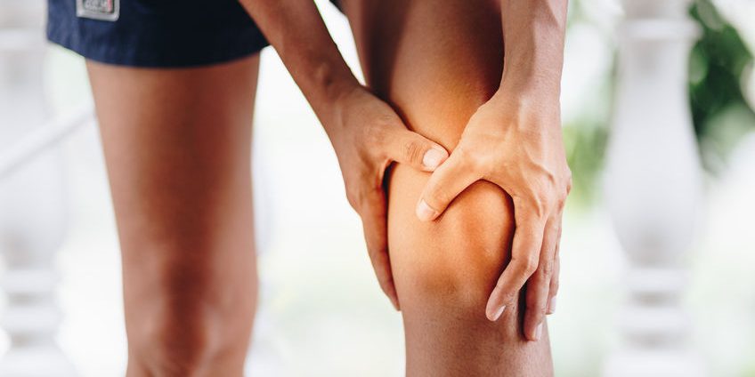 women knee pain